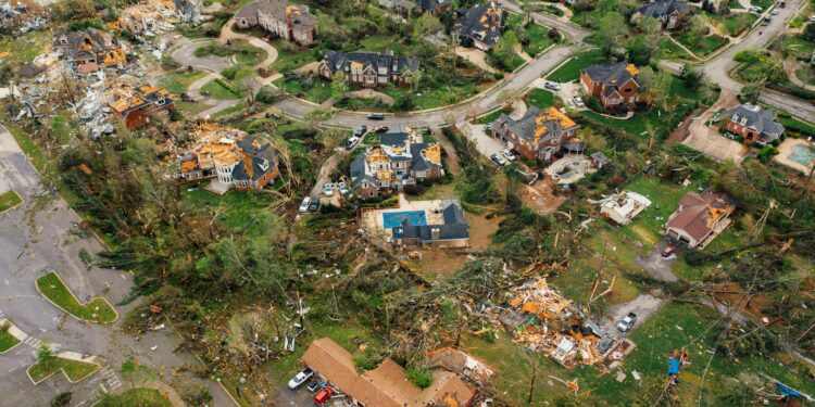 Hurricane Milton Slams Florida, Killing Ten and Leaving Millions Without Power